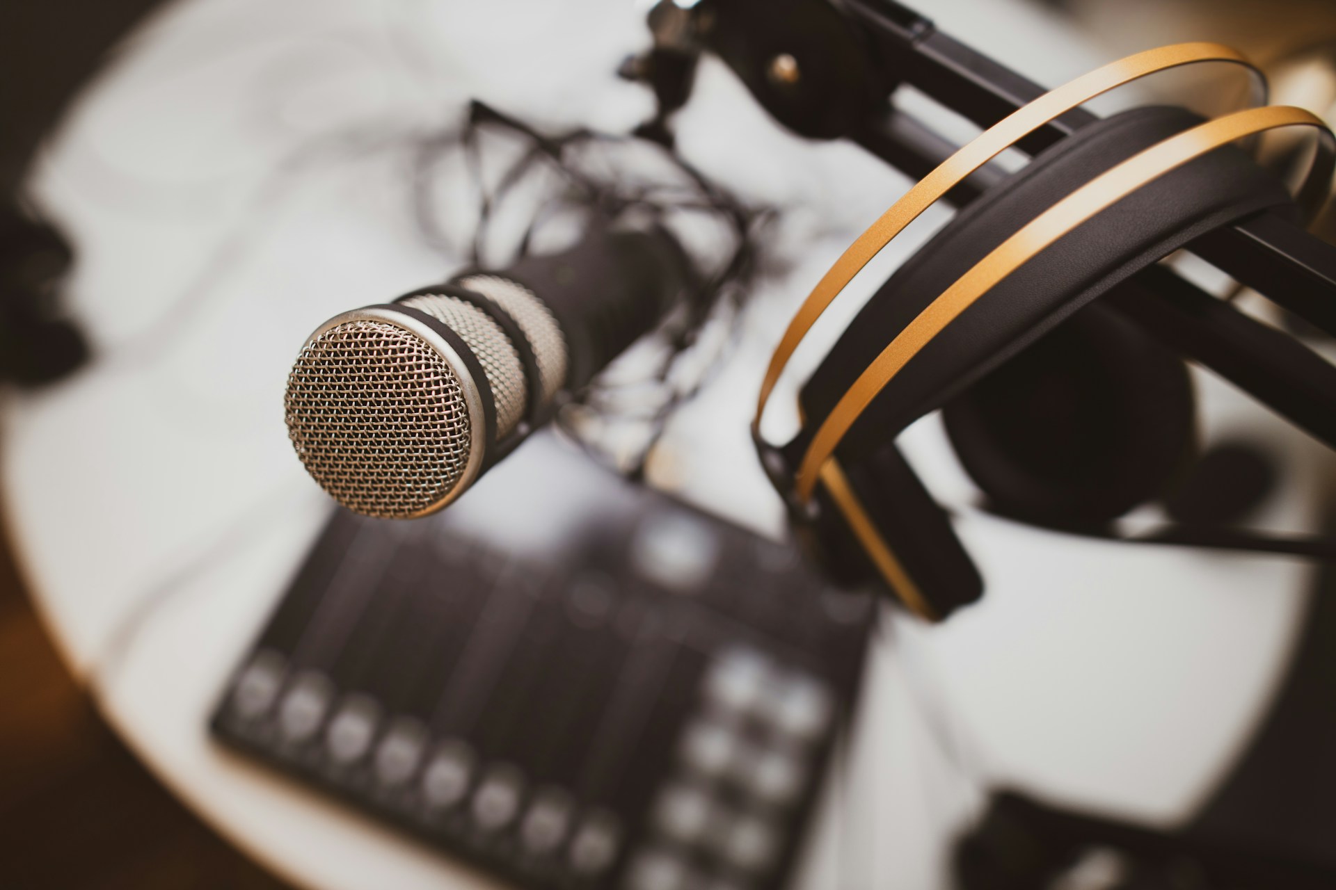 Podcast headphones and audio equipment for voice content creation