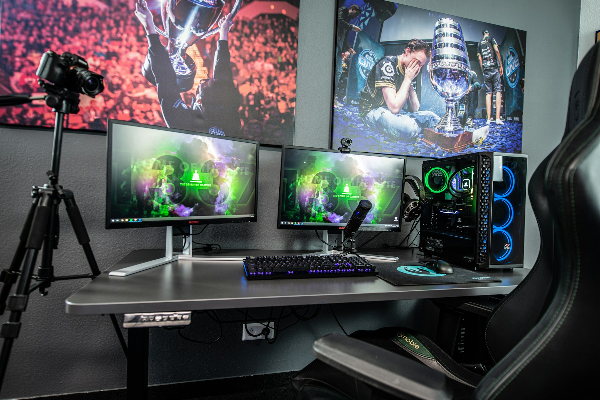 Gaming content creator with dual monitor setup